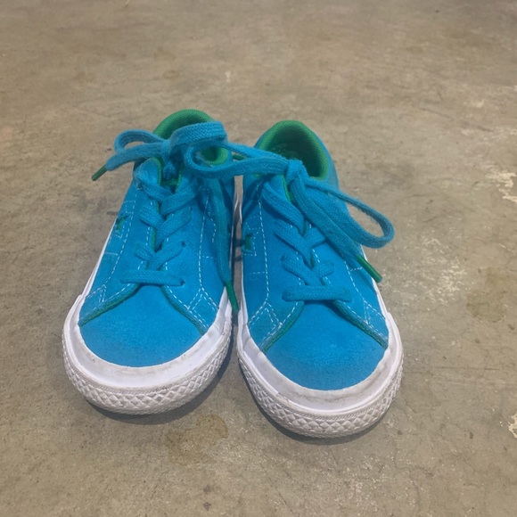 Blue and green toddler converse sneakers - Picture 1 of 5